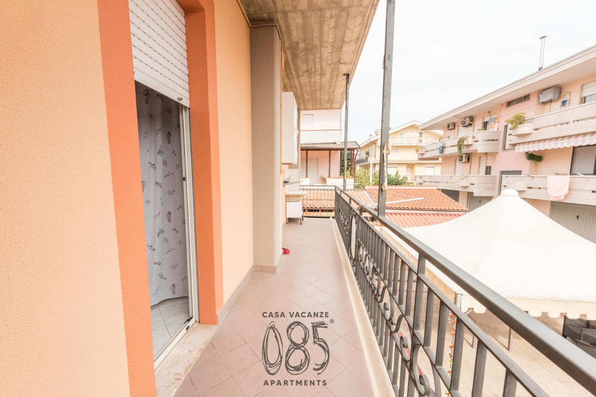 085 Apartments Montesilvano Exterior photo