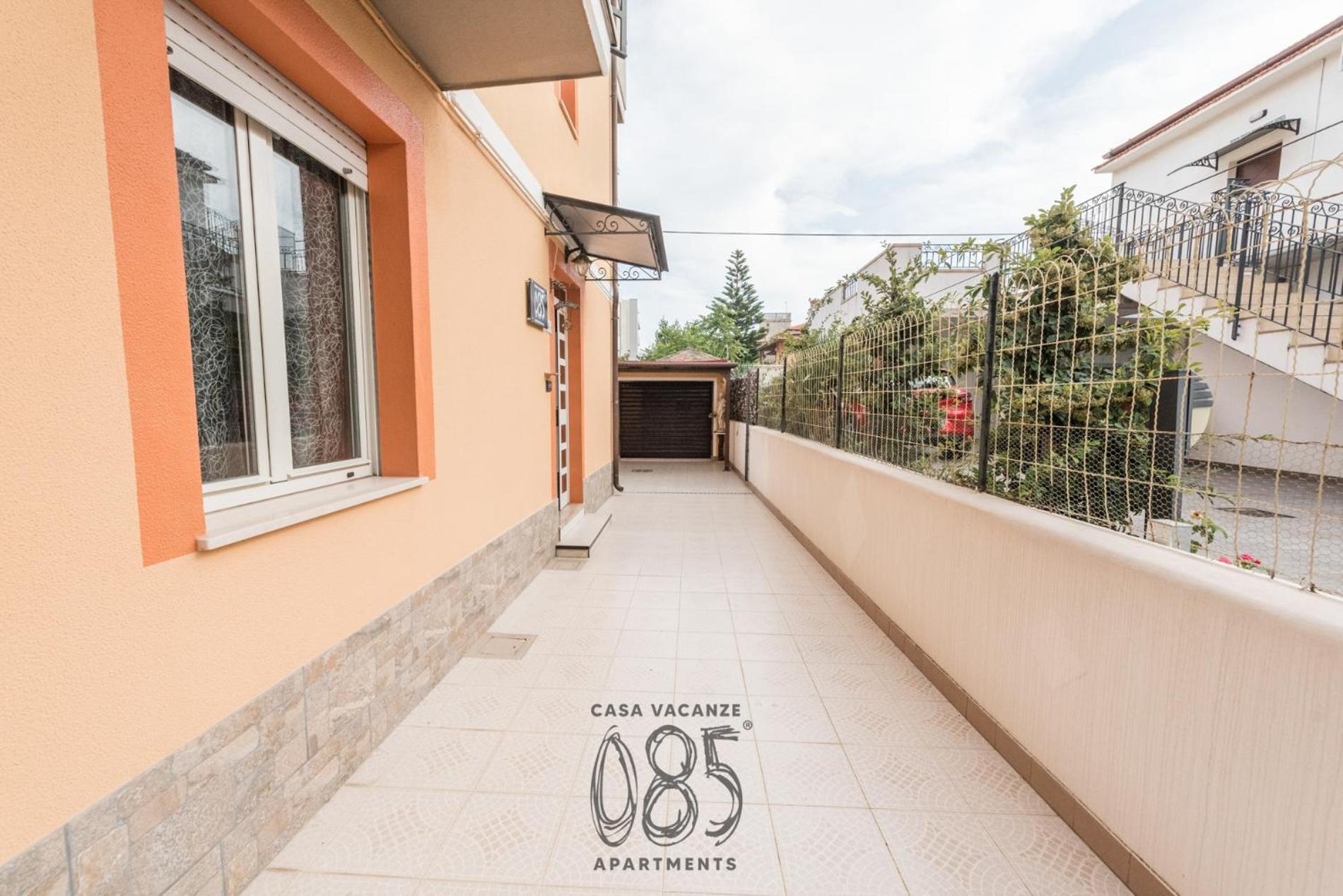 085 Apartments Montesilvano Exterior photo
